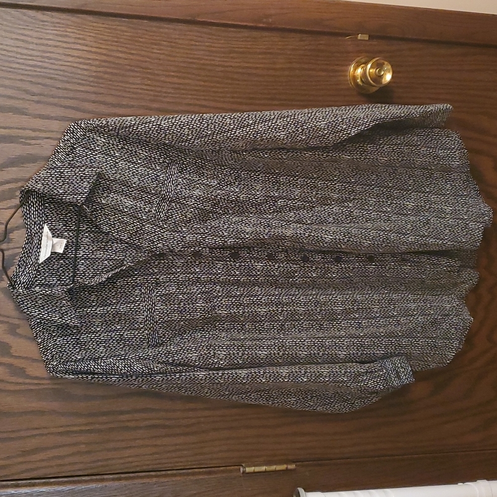 Christopher & Banks size large black and white blouse